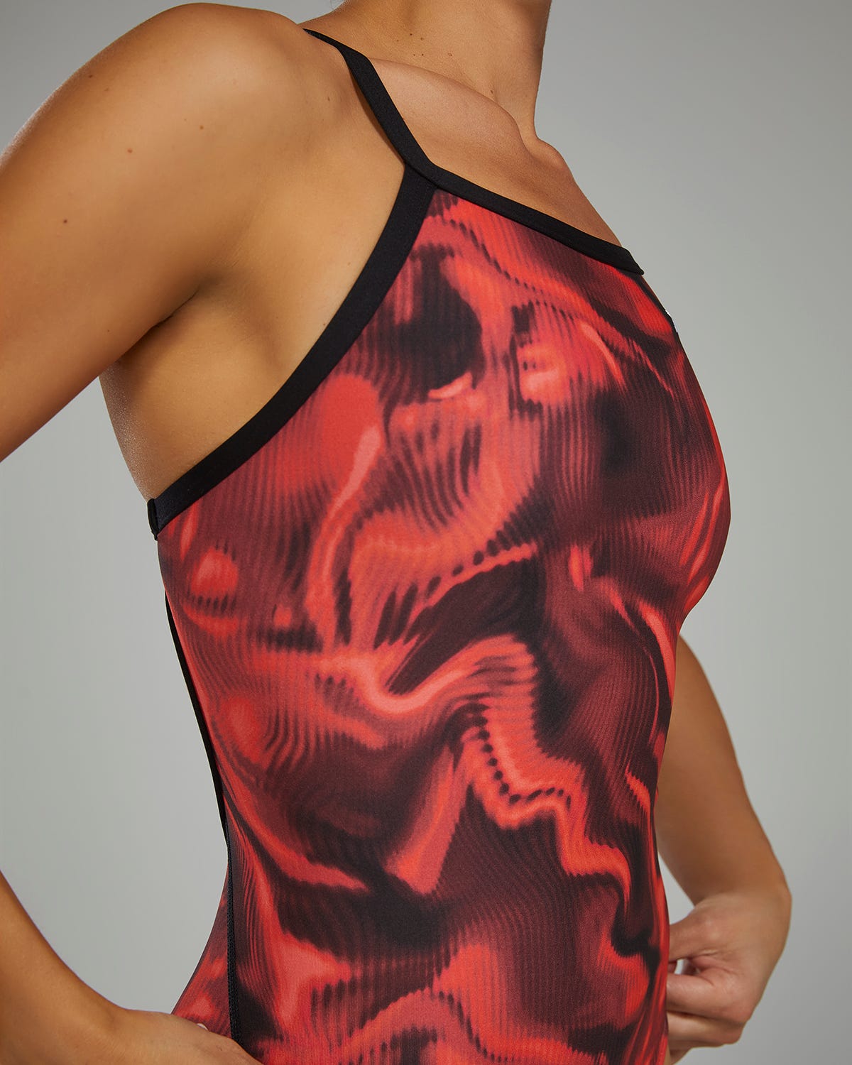 Product image for 610 Red