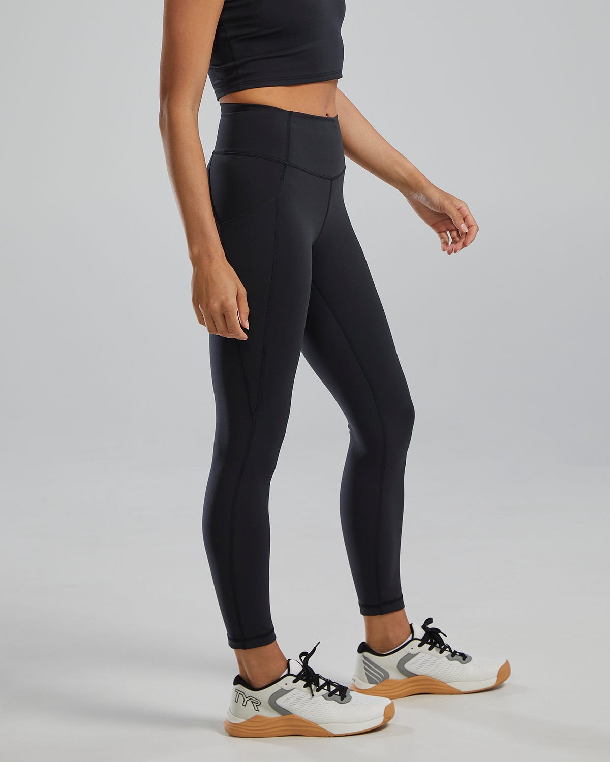 Product image for 001 Black