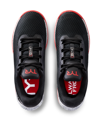::002 Black/Red