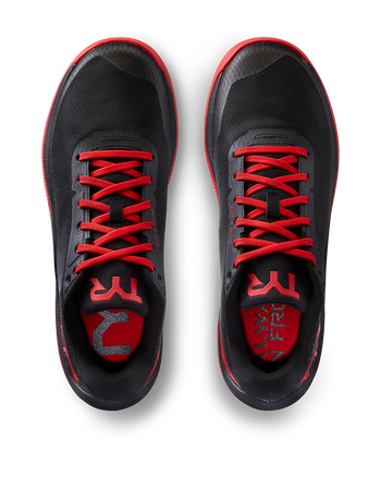 ::002 Black/Red