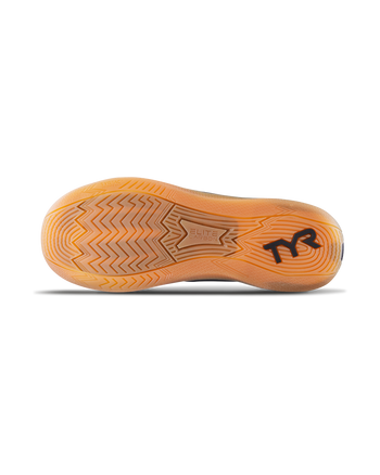 ::544 Black/Gum