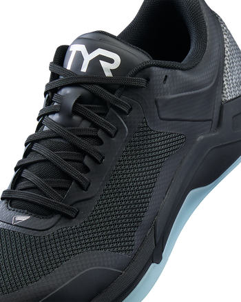 ::005 Black/Carbon