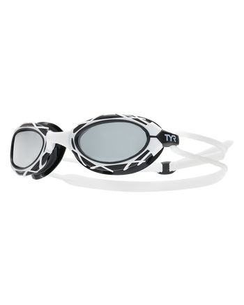 ::108 Wht/Blk
