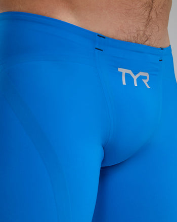 ::824 Imperial Blue